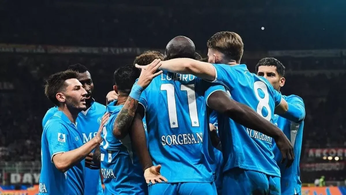 Napoli pobedio i ostao u borbi za vrh Serije A