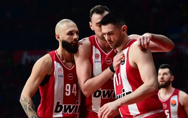 Olimpijakos ne gubi od Panatinaikosa u Evroligi i produžio pobednički niz na jedanaest mečeva!