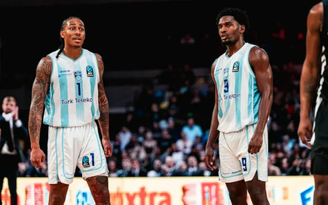 Türk Telekom lako savladao Manresu i izborio kartu za četvrtfinale!