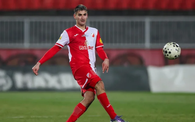 Tanjga dobio crveni na meču Zvezda – Vojvodina