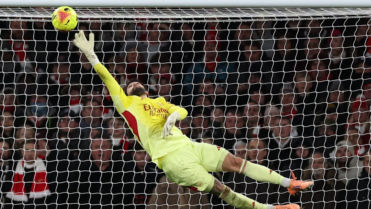 Arsenal u „survival“ režimu: spektakularna odbrana Raje sačuvala prvo mesto