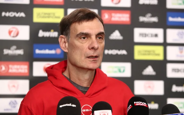 Trener Bartzokas o ratu na Bliskom istoku: „Ljudske duše postaju žrtve finansijskih interesa