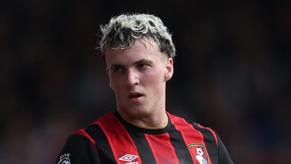 Džimenis suspendovan, Bournemouth pokrenuo istragu