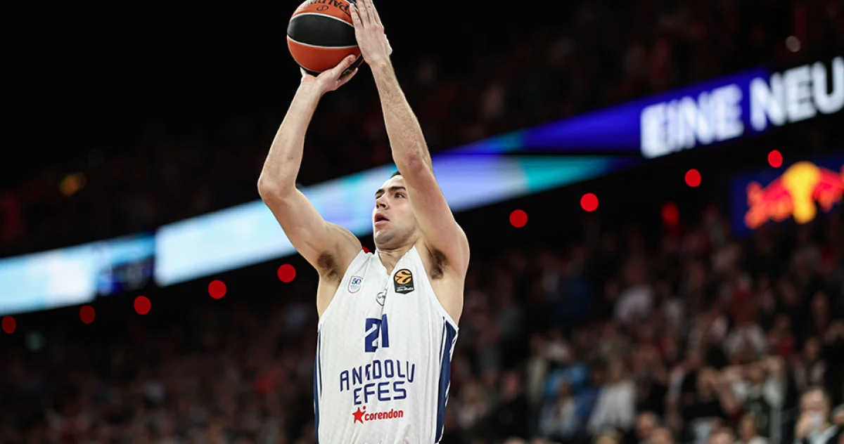 Cole Swider zabio na poslednjoj sekundi, Anadolu Efes pobedio