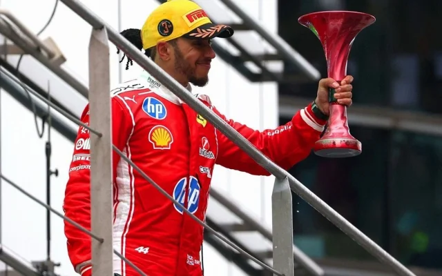 Hamilton: Podijum u „Ferariju" jedan od najtežih u karijeri