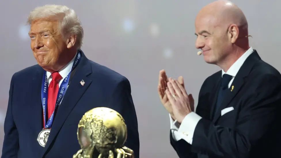 Donald Tramp dobio prvu FIFA nagradu za mir pred žreb za SP 2026
